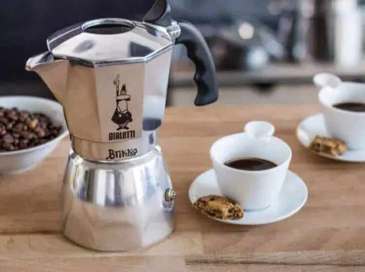 Kaffeezubereitung mit dem Espressokocher 3